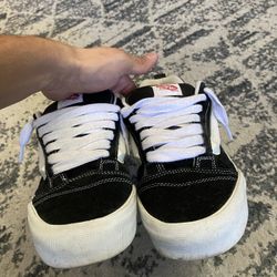 (SEND OFFER) Vans Knu Skool Size 10