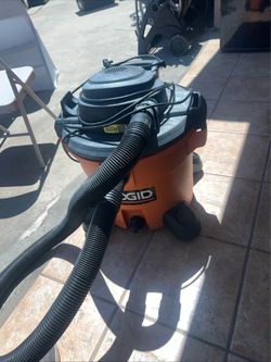 RIDGID Vacuum