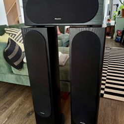 Pioneer Home Theater floor & center channel speakers 