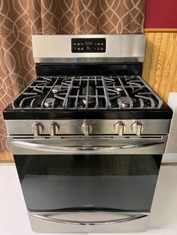 Stove Gas Frigidaire 5 Burners