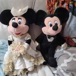 Mickie And Minnie 