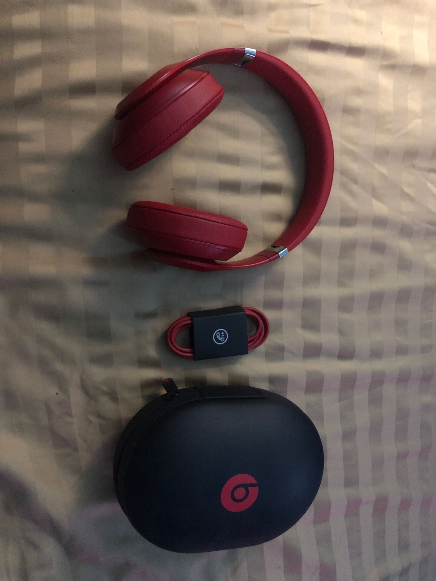 Beats Studio 3 RED