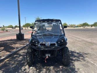 CAN-AM COMMANDER MAX XT