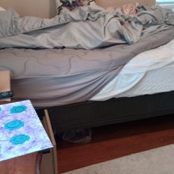 MATTRESS/BOX SPRING