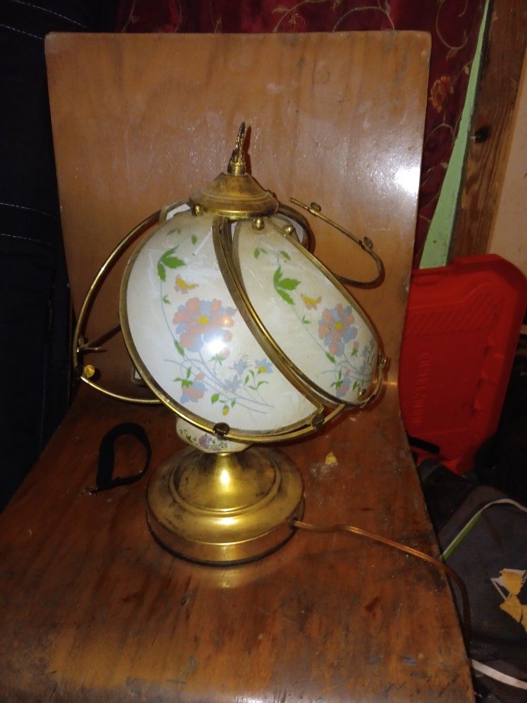 Glass Globe Shade Lamp