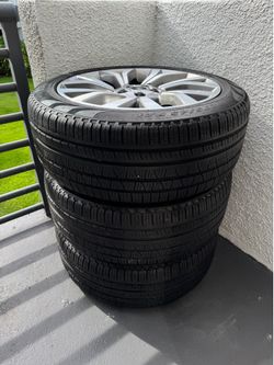 Set of 3 Land Rover Range Rover Wheel / tire 275/45/ R21