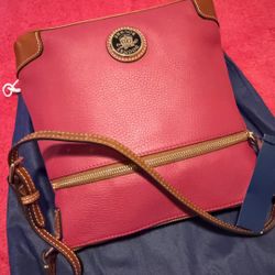 Dooney & Bourke Bag