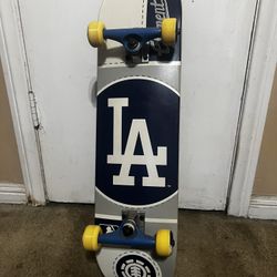 Dodgers skateboard 🛹 