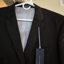 Brand New Tommy Hilfiger Suit Jacket. Size 44R.