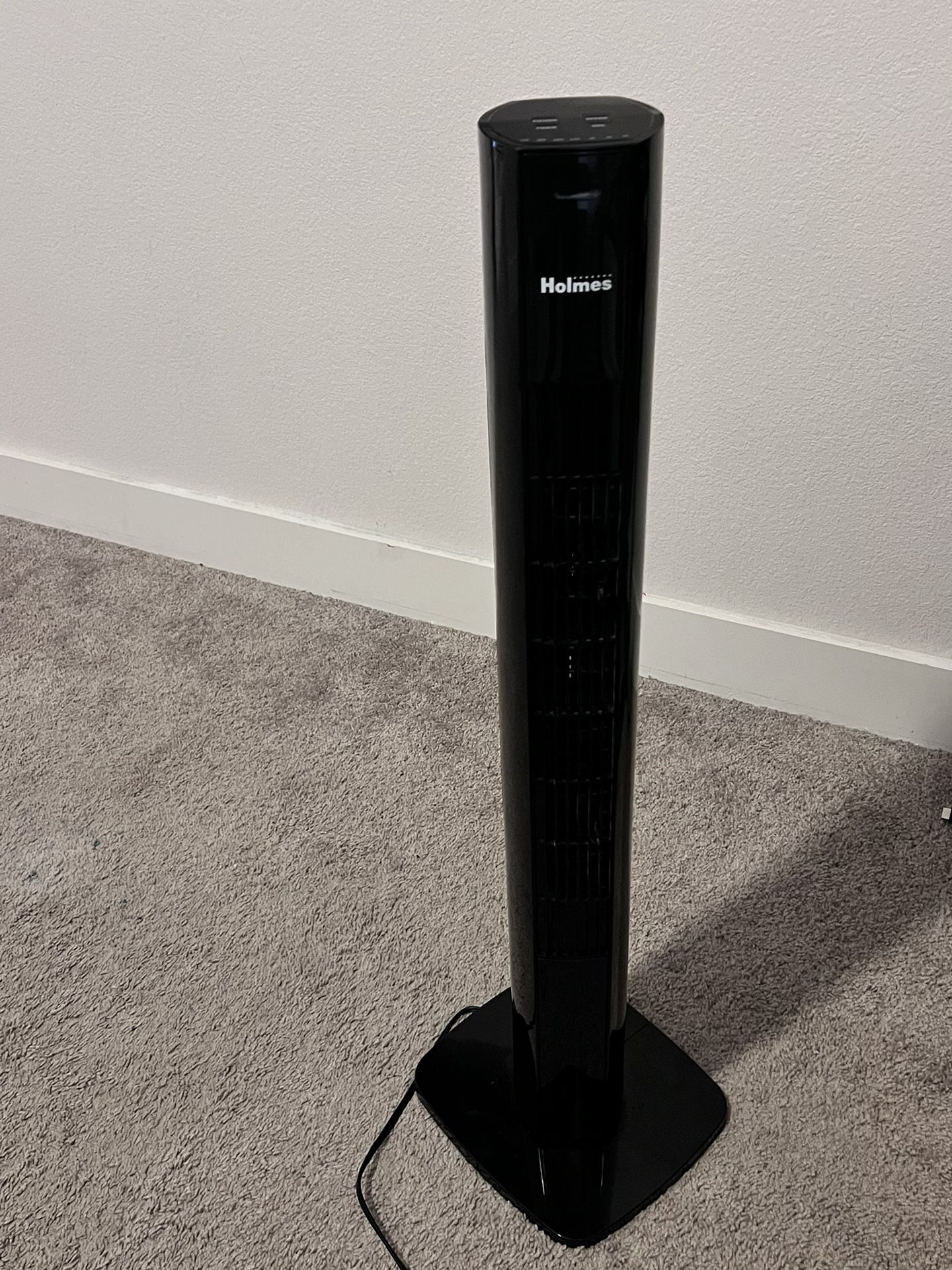 Holmes Tower Fan, Used Like New - 6 Months Old