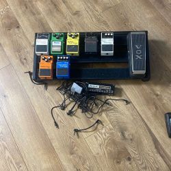 Pedalboard /Guitar Pedalboard with VOX V847 Wah & Multiple BOSS/IBANEZ Effects + Power Supply