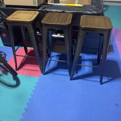 Bar/Counter Stools