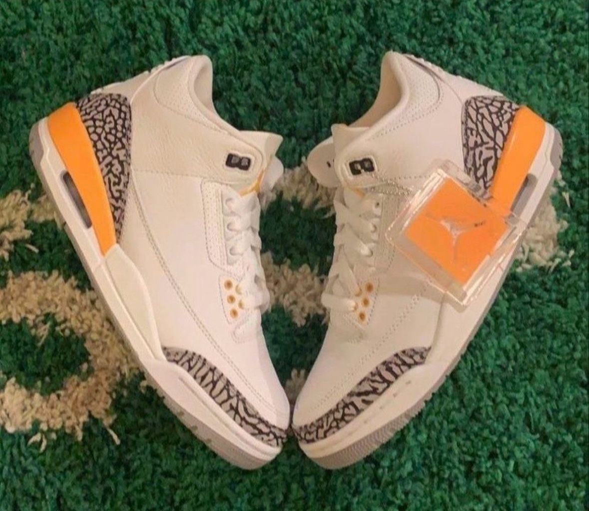 JORDAN 3 LASER ORANGE