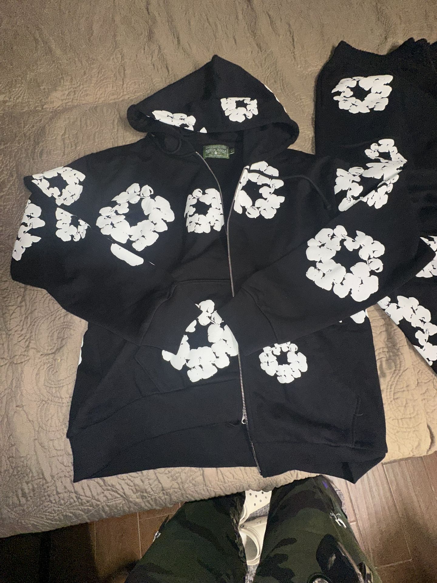Denim Tears Black Set  ( Hoodie/Sweatpants )