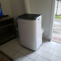 Frigidaire Portable Air Conditioner 