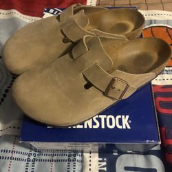 BRAND NEW Birkenstocks 