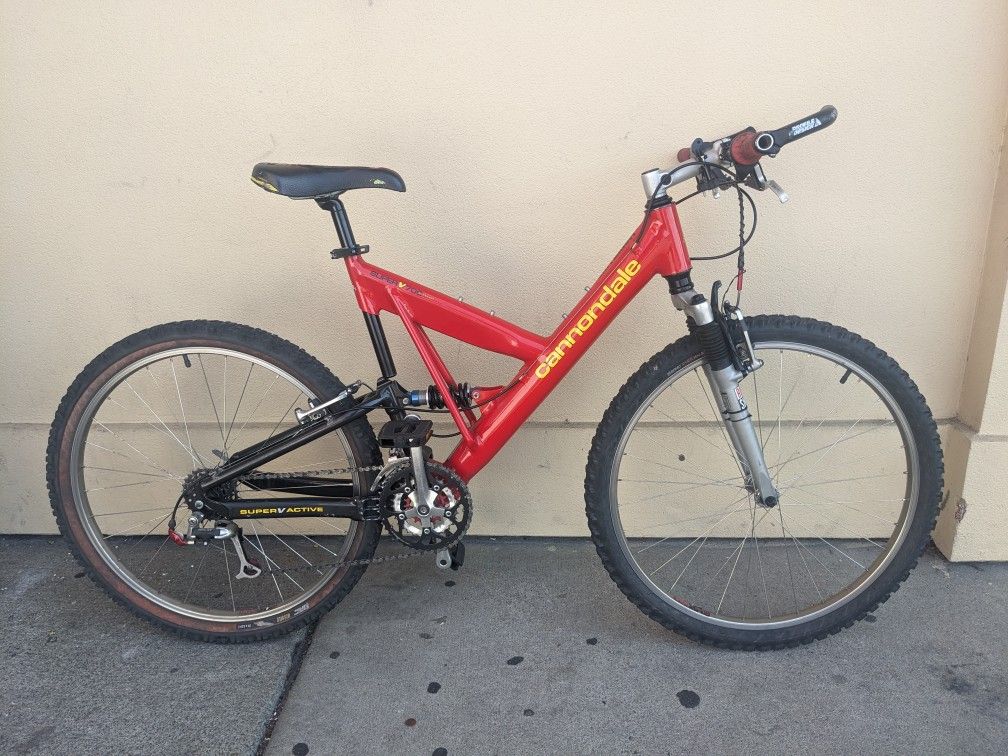 Cannondale Super V 700 26" 21-Speed Gravel/Mountain Bike Hybrid + Dual Adjustable Rock Shox Shocks + Very Very LIGHT 18" FRAME! + TUNED (MSRP $1700!)