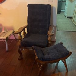 Antique  Morris Chair With Ottoman 