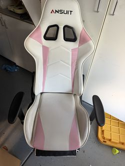 Pink & White Gaming Chair with Footrest good condition