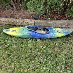 Whitewater Kayak 