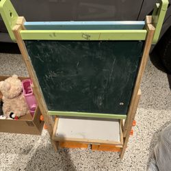 Kids Art Easel