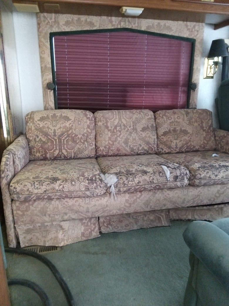 R/V  Sofa Jack Knife Bed