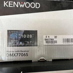 BARELY USED Kenwood DMX7706S