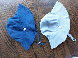 Baby Sun Hats with Chin Strap – Set of 2