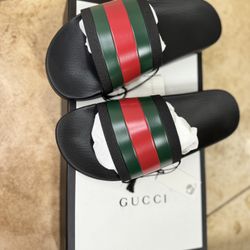 Men’s Gucci Slides 