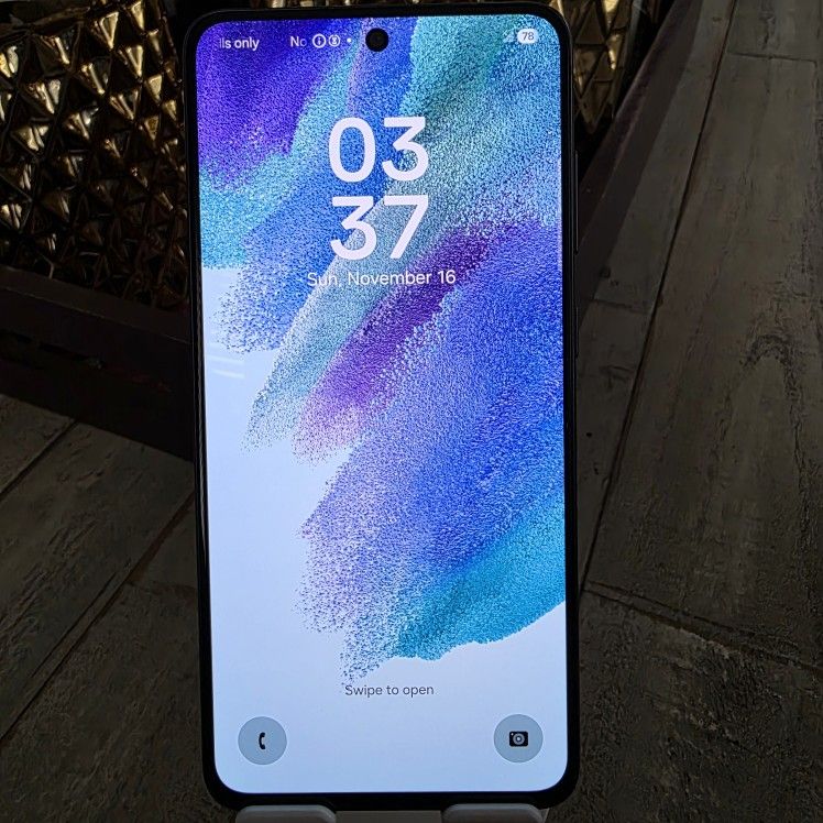 Samsung Galaxy S21 FE 128GB - Unlocked