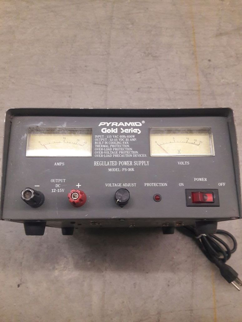 Pyramid Gold Series Regulated Power Supply