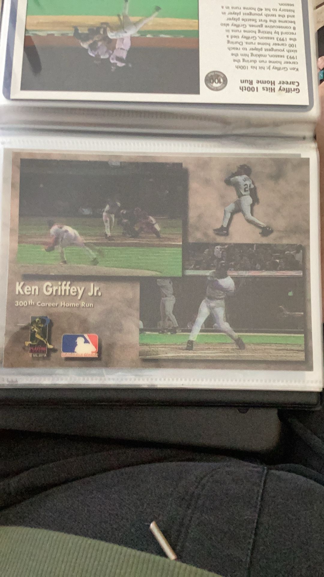 Jumbo Hologram Baseball Card