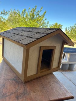 Custom build dog house/ casitas para sus mascotas
