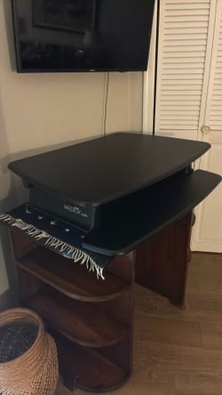 Standing desk - Varidesk model
