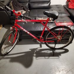 OLD VINTAGE GT MOUNTAIN BIKE FOR SALE 