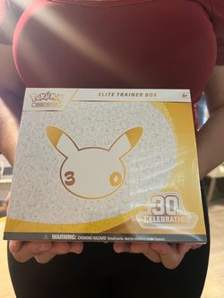 Pokémon TCG 30th Celebration Elite Trainer Box