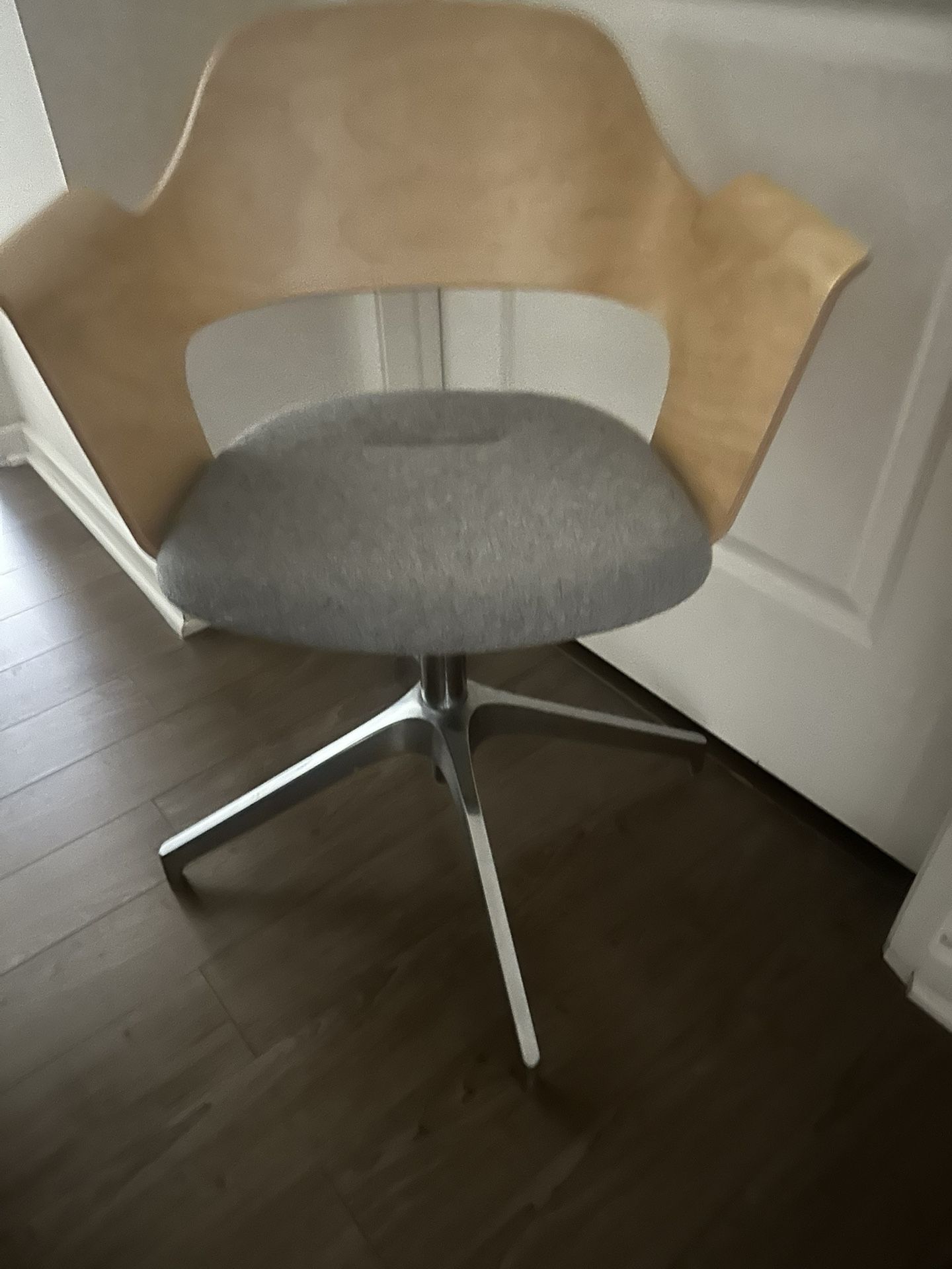 IKEA Modern Desk Chair