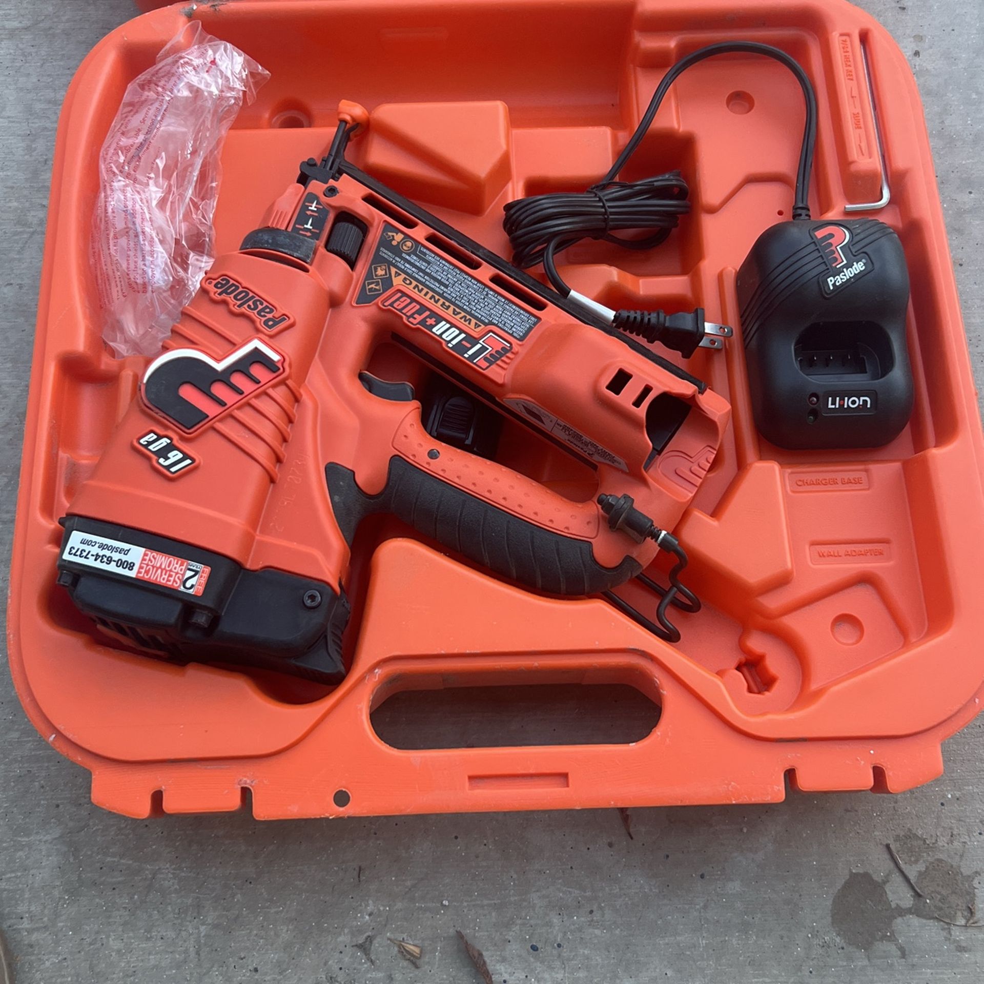 Passload 16ga Finish Nailer