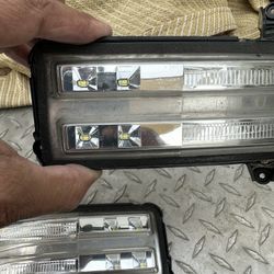 Silverado Towmirror Glass 