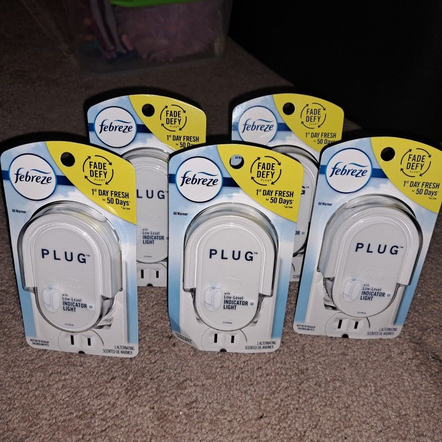 Febreze Plug In Warmer! Brand New! $2.50 A Pk.