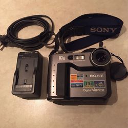 Modern Vintage: Floppy Disk Sony Camera