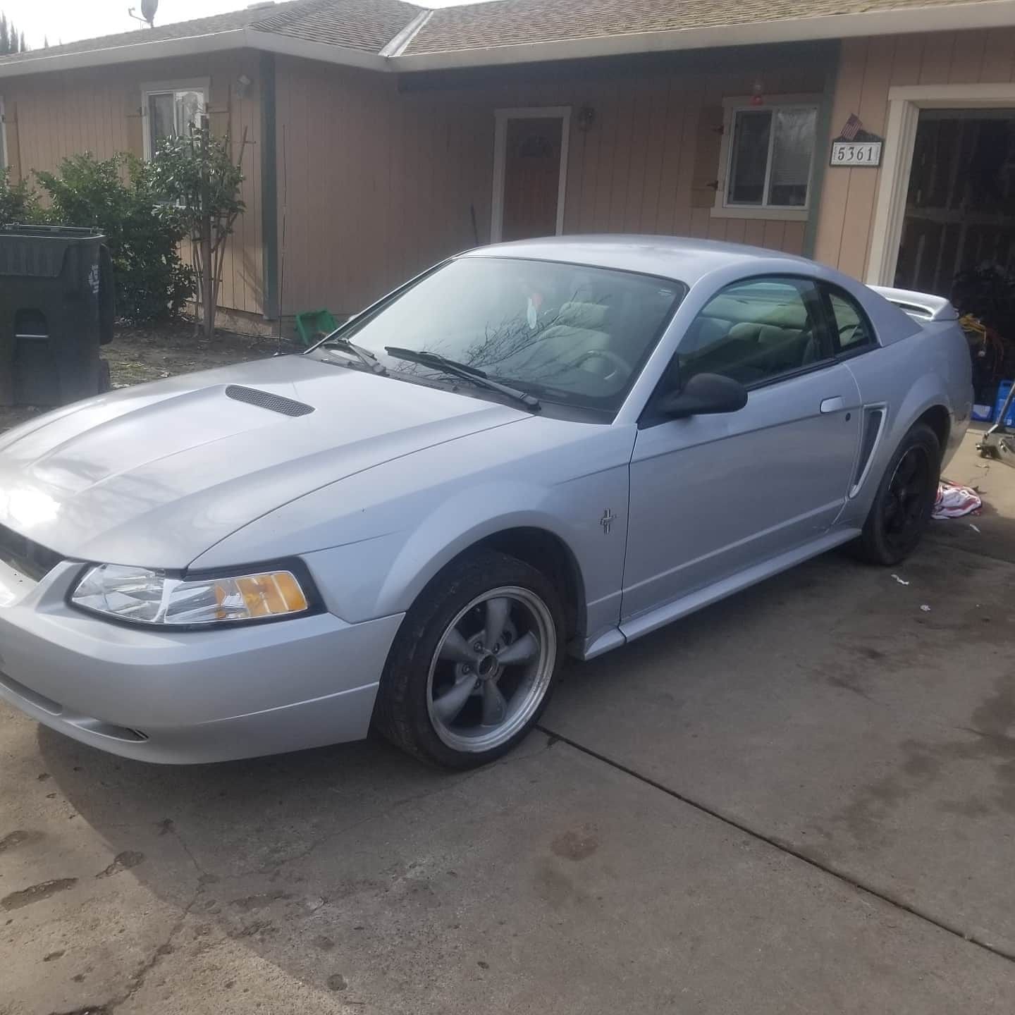 2000 v6 mustang clean title