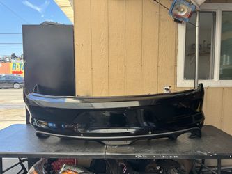 2015 2016 2017 FORD MUSTANG GT REAR BUMPER COVER OEM USED