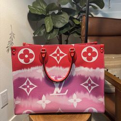 Louis Vuitton fashion items