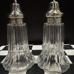 Set of 2 Leonard Crystal Salt & Pepper Shakers Silver plate Tops Made in Japan