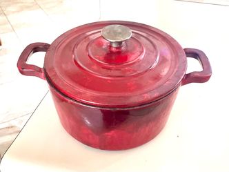 Food Network Red Enameled cast Iron Pot 7 qt