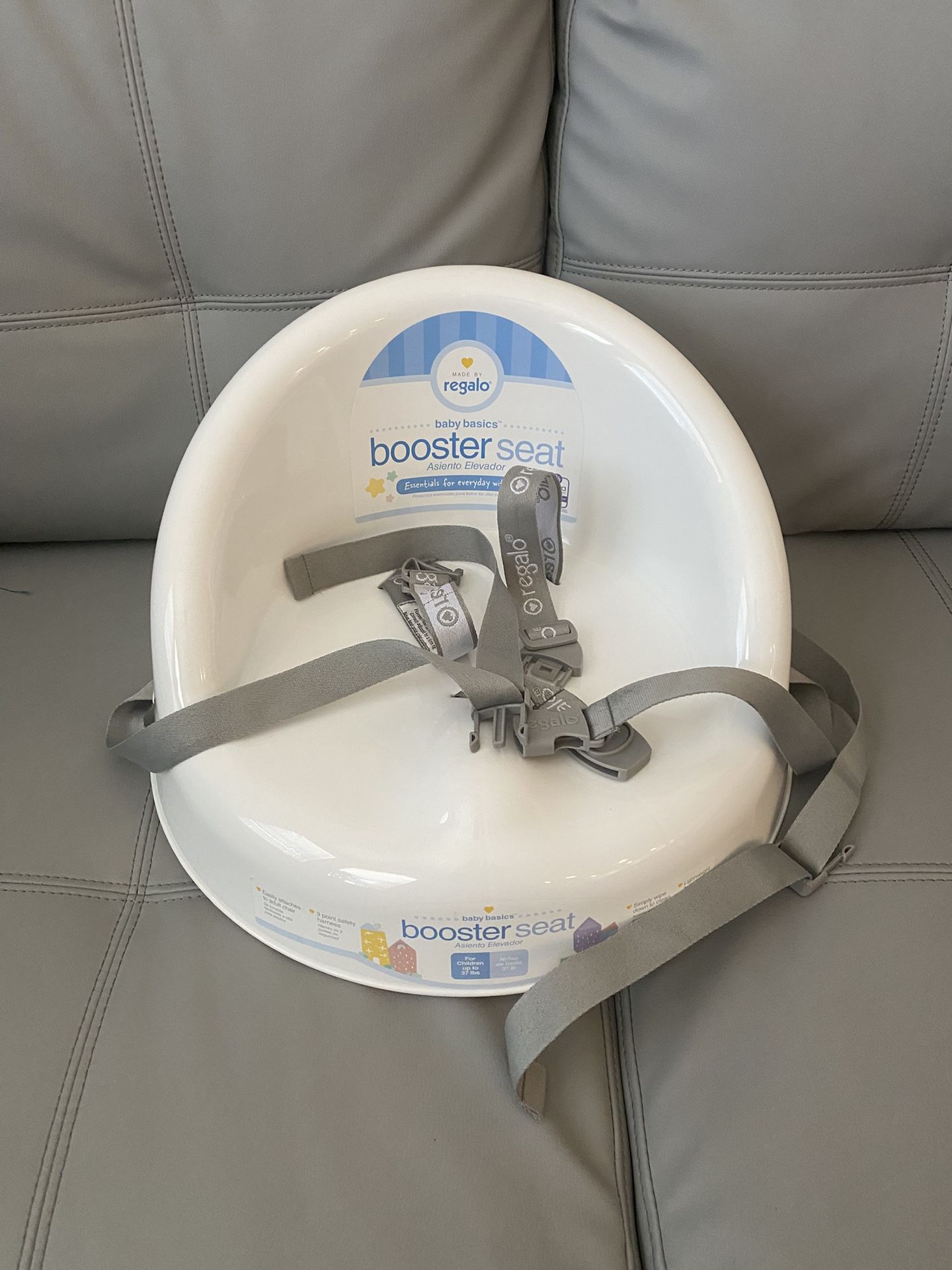 Regalo baby basic booster seat