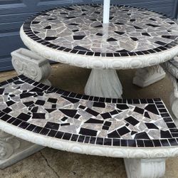 Mesa De Cemento Y Ceramica Nueva $395