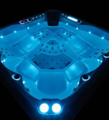 Outdoor 6 Person Double Lounger Hot Tub Spa Fully Loaded 4 Pump 62 Jets Hard Top Included