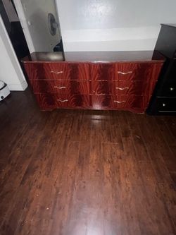 6 drawer dresser OBO OBO